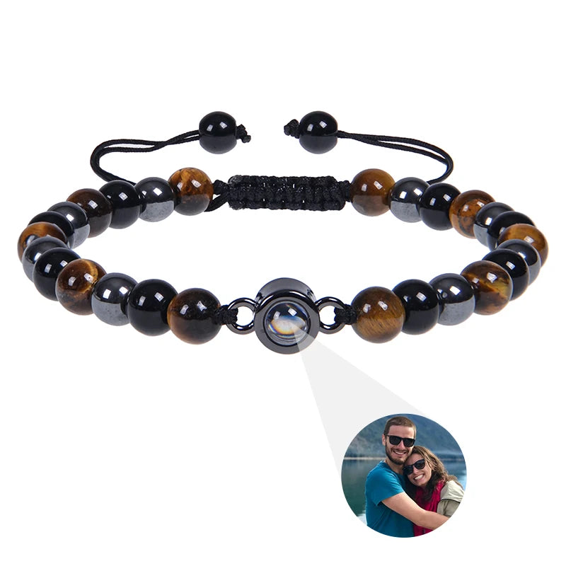 Brățară Personalizată cu Proiecție Foto și Mărgele Black Matte Tiger Eye – Cadou Unic și Emoționant