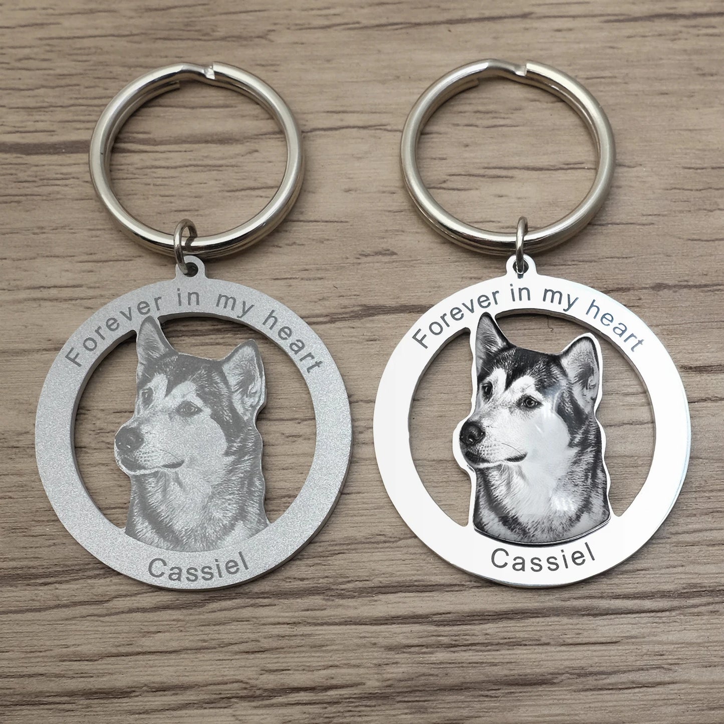 Breloc Personalizat cu Poză Gravată – Memorial pentru Animale de Companie și Persoane Dragi