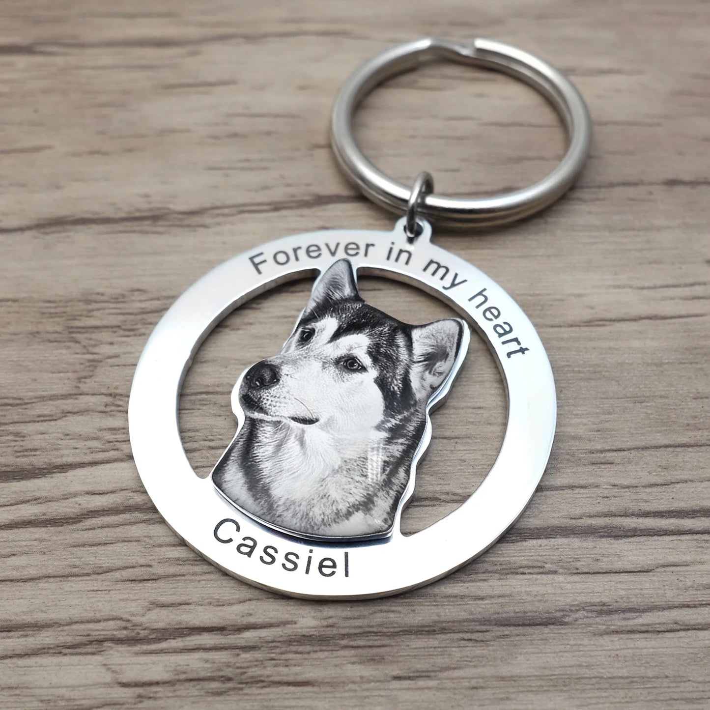 Breloc Personalizat cu Poză Gravată – Memorial pentru Animale de Companie și Persoane Dragi